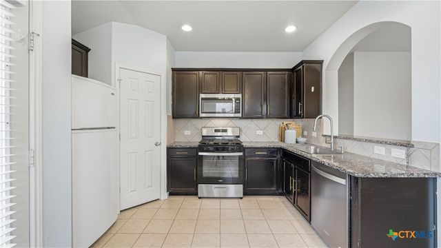 2530 Diamondback Trail, New Braunfels, TX 78130