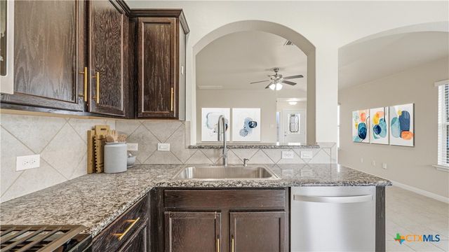 2530 Diamondback Trail, New Braunfels, TX 78130