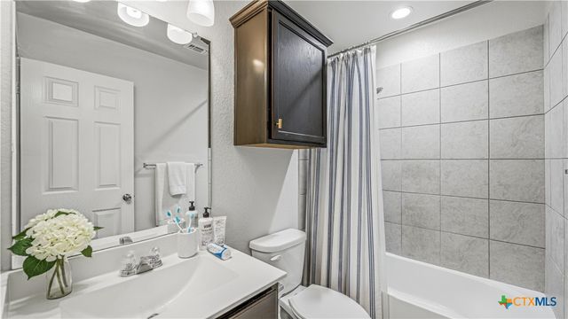 2530 Diamondback Trail, New Braunfels, TX 78130