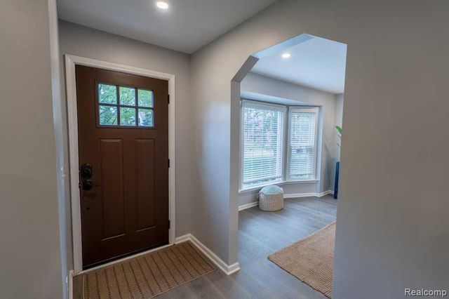 244 Gladwin Avenue, Clawson, MI 48017