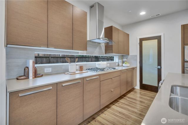 13211 SE 262nd Street, Kent, WA 98042