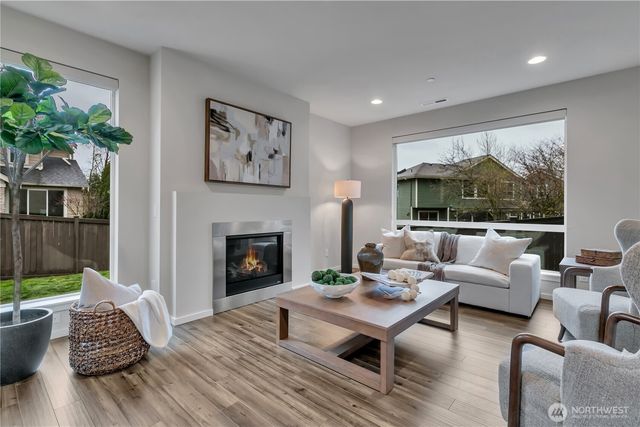 13211 SE 262nd Street, Kent, WA 98042