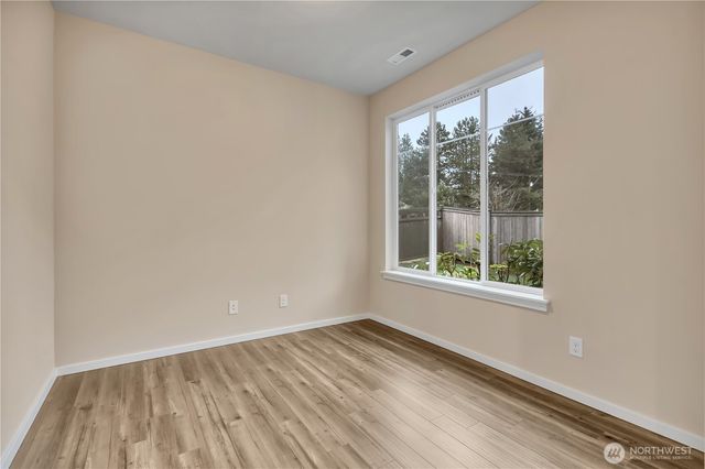 13211 SE 262nd Street, Kent, WA 98042