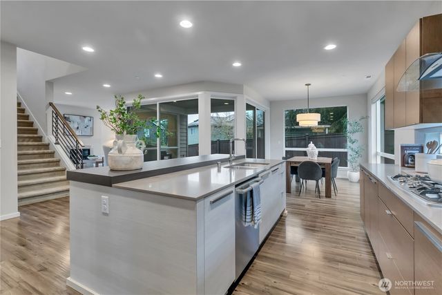 13211 SE 262nd Street, Kent, WA 98042