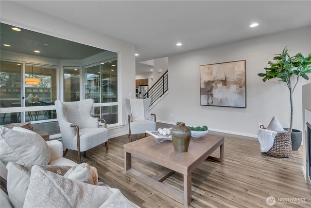 13211 SE 262nd Street, Kent, WA 98042