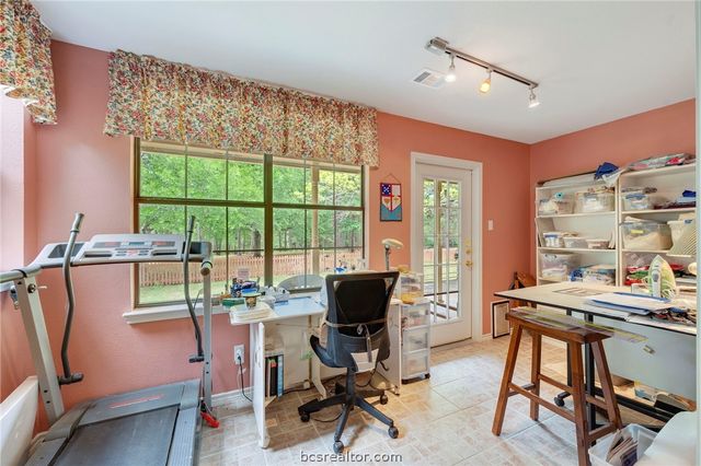 10314 County Road 417A, Navasota, TX 77868