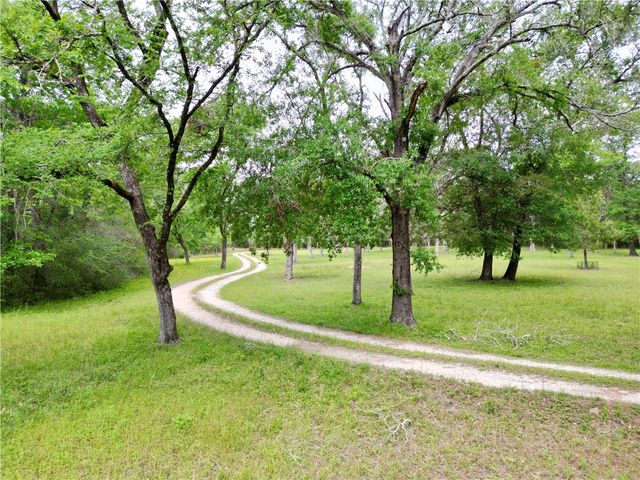 10314 County Road 417A, Navasota, TX 77868