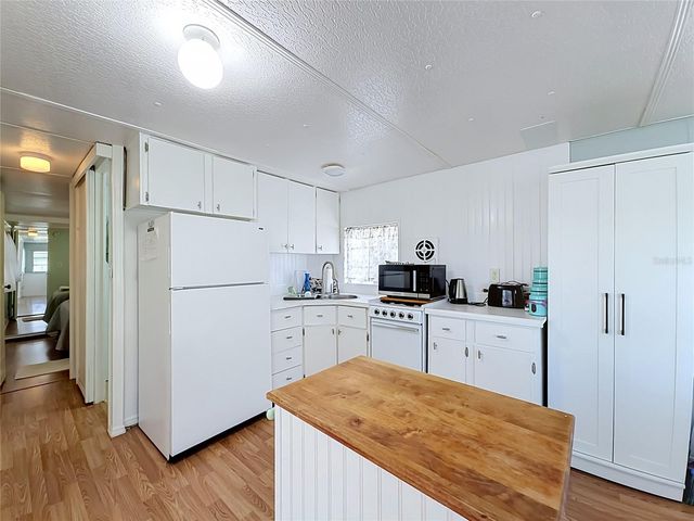 12674 SEMINOLE BOULEVARD M2, Largo, FL 33778