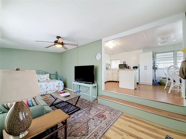 12674 SEMINOLE BOULEVARD M2, Largo, FL 33778