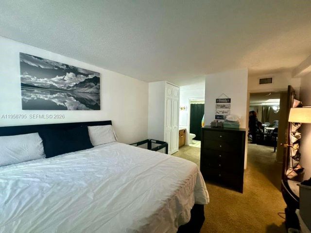 3720 Inverrary Dr 2S, Lauderhill, FL 33319