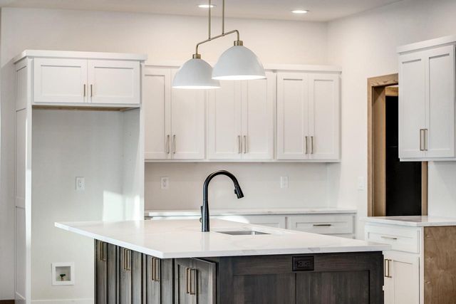 4043 Brooke Elizabeth DRIVE, Onalaska, WI 54650