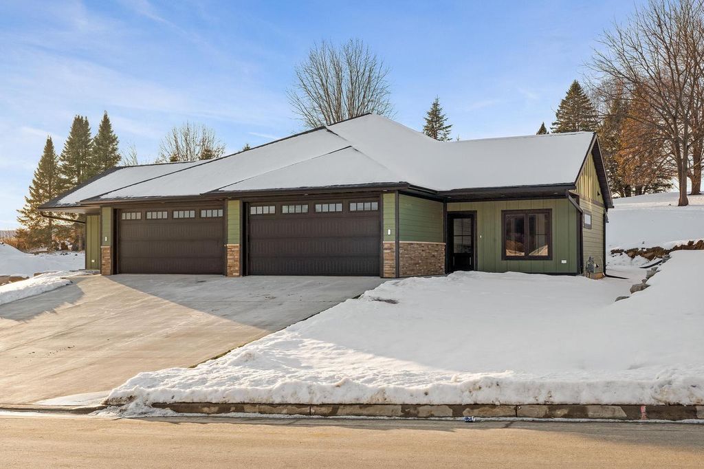 4043 Brooke Elizabeth DRIVE, Onalaska, WI 54650