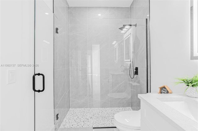 747 S Roma Ave, Lehigh Acres, FL 33974