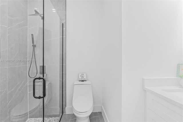 747 S Roma Ave, Lehigh Acres, FL 33974