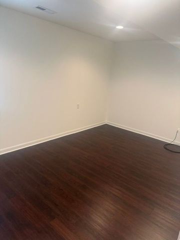 221 Faulk Dr, Marshall, PA 15086