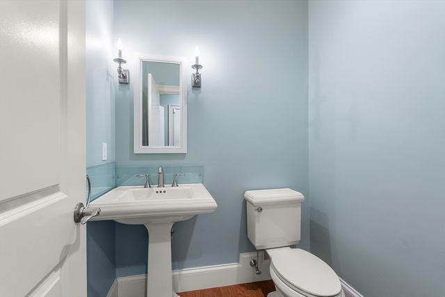 56 Summit Rd 5, Belmont, MA 02478