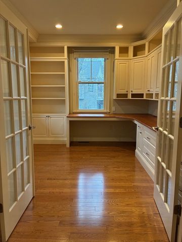 56 Summit Rd 5, Belmont, MA 02478