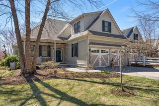 56 Summit Rd 5, Belmont, MA 02478