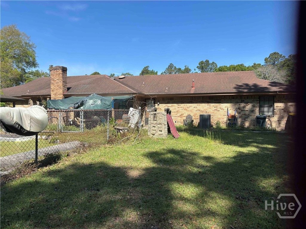 Image 5 of property listing at 5 brookfield Court, Rincon, GA 31326