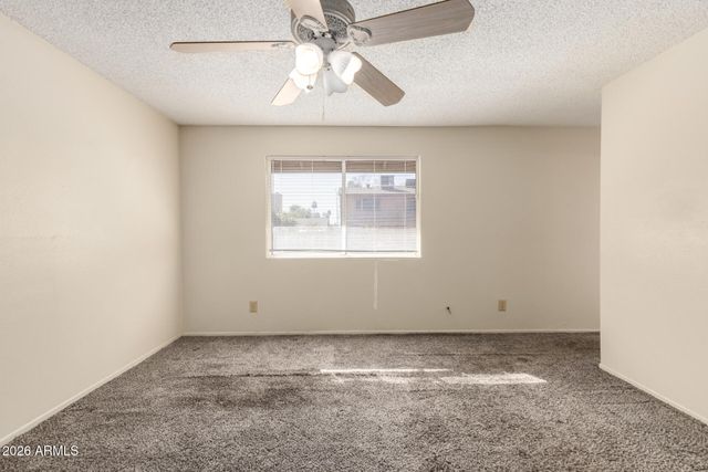 925 W MENDOZA Avenue, Mesa, AZ 85210