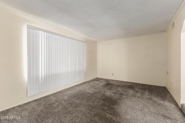 925 W MENDOZA Avenue, Mesa, AZ 85210