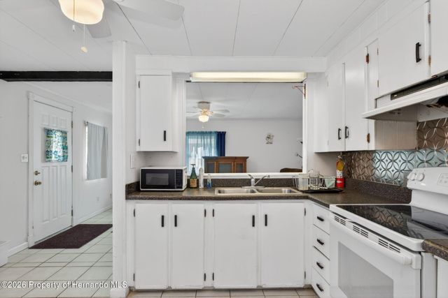 7489 Western Cir Drive, Brooksville, FL 34613