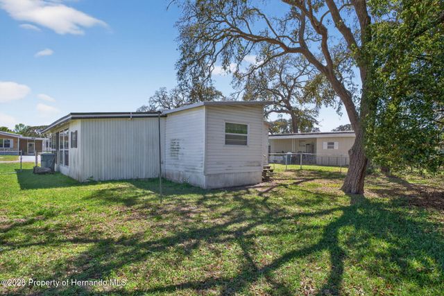 7489 Western Cir Drive, Brooksville, FL 34613