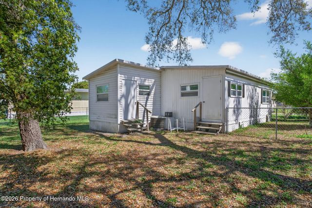 7489 Western Cir Drive, Brooksville, FL 34613