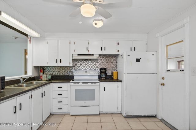 7489 Western Cir Drive, Brooksville, FL 34613