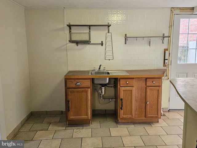911 PATTON DR, Silver Spring, MD 20901