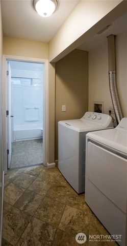 14948 6th Avenue S, Burien, WA 98168