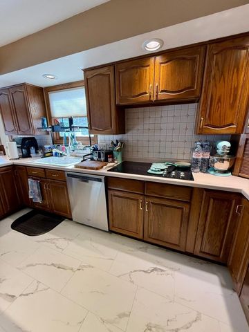 411 MAYFAIR STREET, Antigo, WI 54409