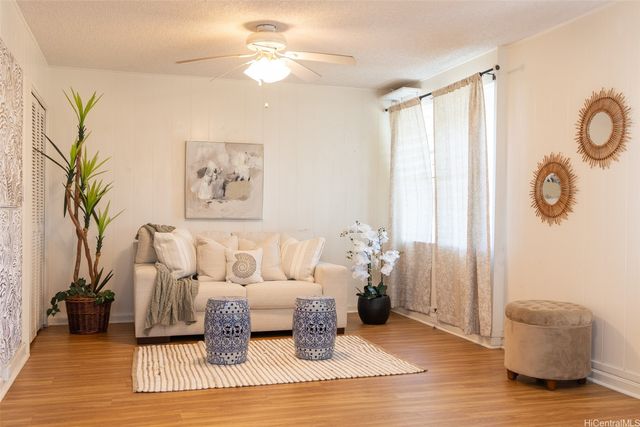 176 Kuulei Road, Kailua, HI 96734