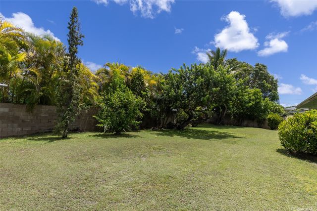 176 Kuulei Road, Kailua, HI 96734