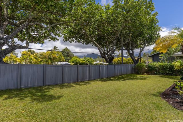 176 Kuulei Road, Kailua, HI 96734