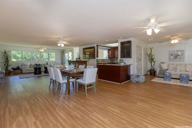 176 Kuulei Road, Kailua, HI 96734