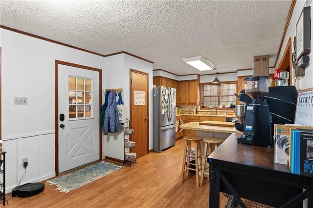 11894 HWY 28 E Highway, Pineville, LA 71360