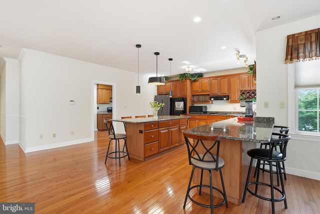 1203 CRESPO LN, Bensalem, PA 19020