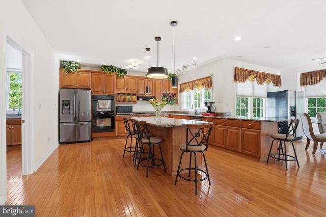 1203 CRESPO LN, Bensalem, PA 19020