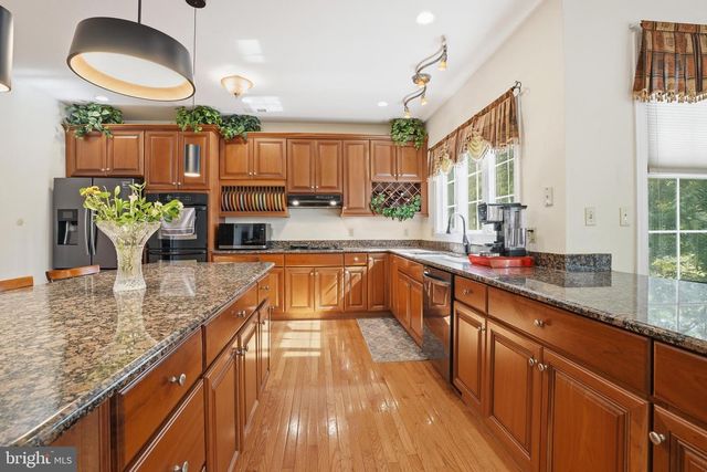 1203 CRESPO LN, Bensalem, PA 19020