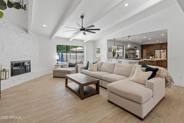 5711 E CORRINE Drive, Scottsdale, AZ 85254