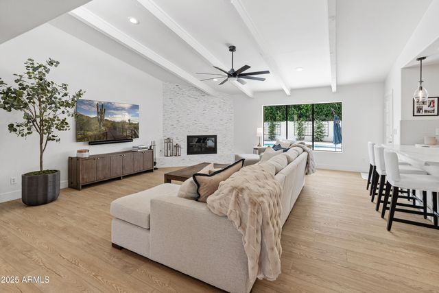 5711 E CORRINE Drive, Scottsdale, AZ 85254