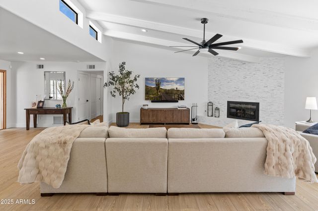 5711 E CORRINE Drive, Scottsdale, AZ 85254