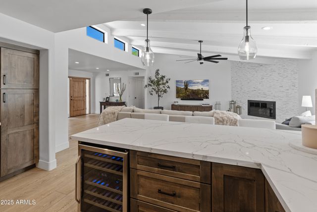 5711 E CORRINE Drive, Scottsdale, AZ 85254