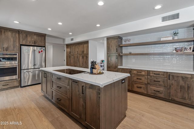 5711 E CORRINE Drive, Scottsdale, AZ 85254