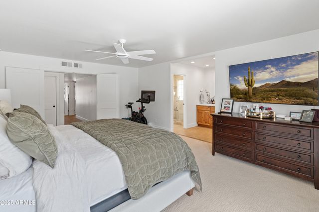 5711 E CORRINE Drive, Scottsdale, AZ 85254