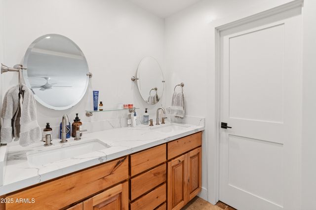 5711 E CORRINE Drive, Scottsdale, AZ 85254