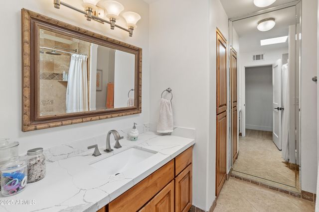 5711 E CORRINE Drive, Scottsdale, AZ 85254