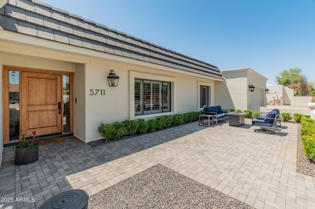 5711 E CORRINE Drive, Scottsdale, AZ 85254