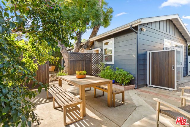 3310 London Street, Los Angeles, CA 90026